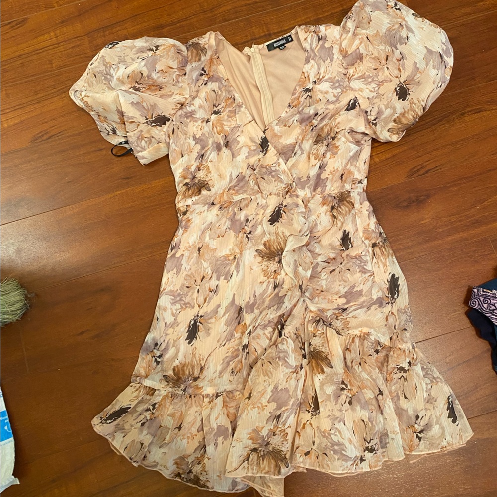Misguided Floral Ruffle Sleeve Dress